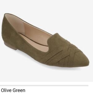 Journee Mindee Loafers NWT